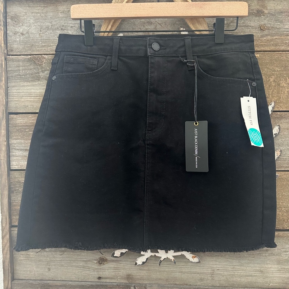 Stitch Fix Just Black Tatiana Frayed Denim Hem Mini Skirt Size Large NWT
